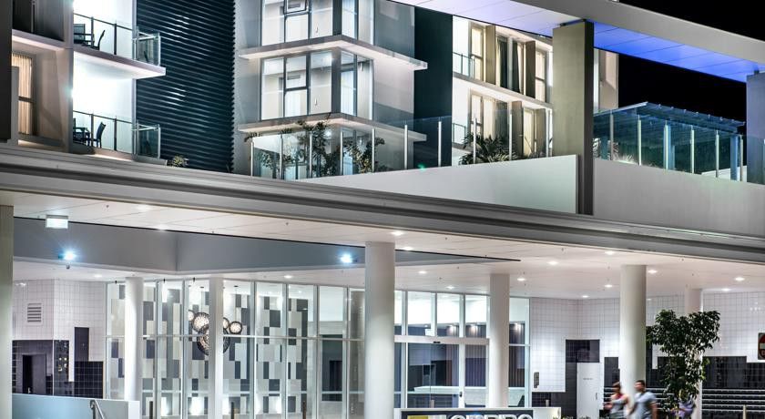 Empire Apartment Hotel Rockhampton Bagian luar foto