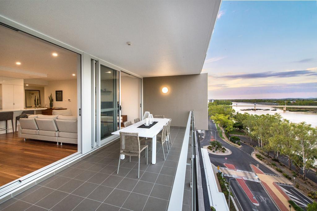 Empire Apartment Hotel Rockhampton Bagian luar foto