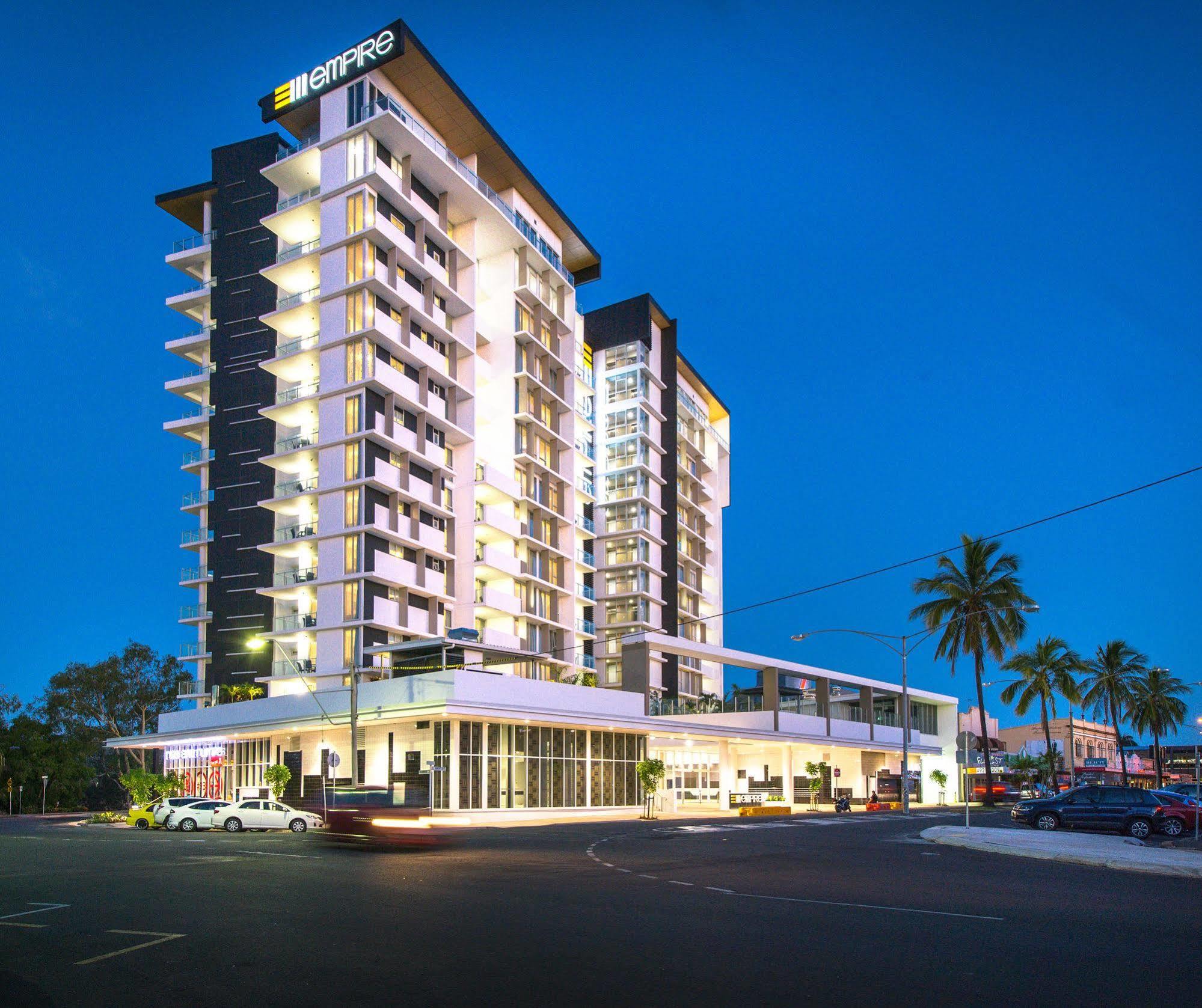Empire Apartment Hotel Rockhampton Bagian luar foto